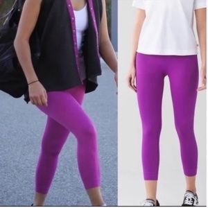 LULULEMON Zone In Crop Tight Tender Violet